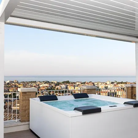 Casadelmare14 Roof Deluxe - Vista Mozzafiato Con Jacuzzi